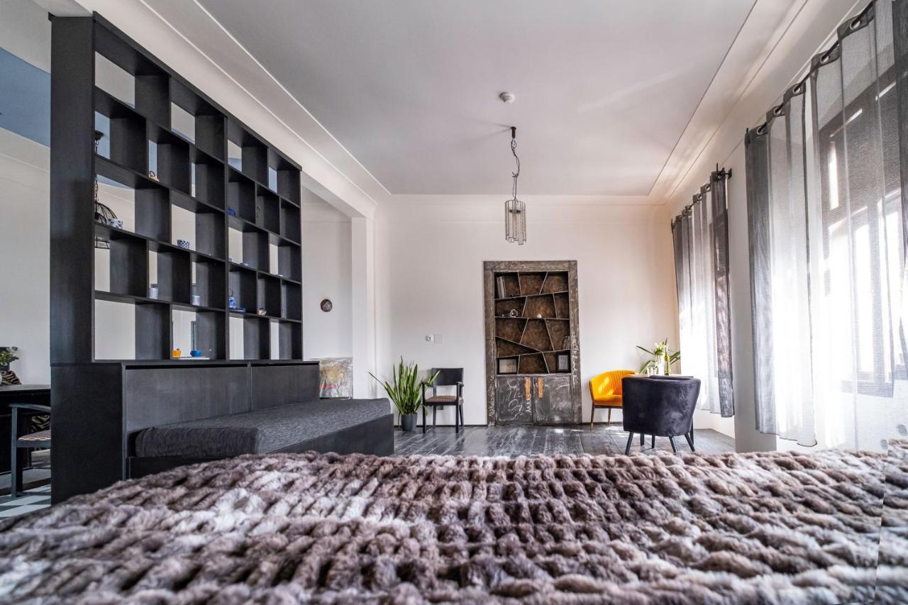 Knize Ferdinand Apartments Mikulov Zewnętrze zdjęcie