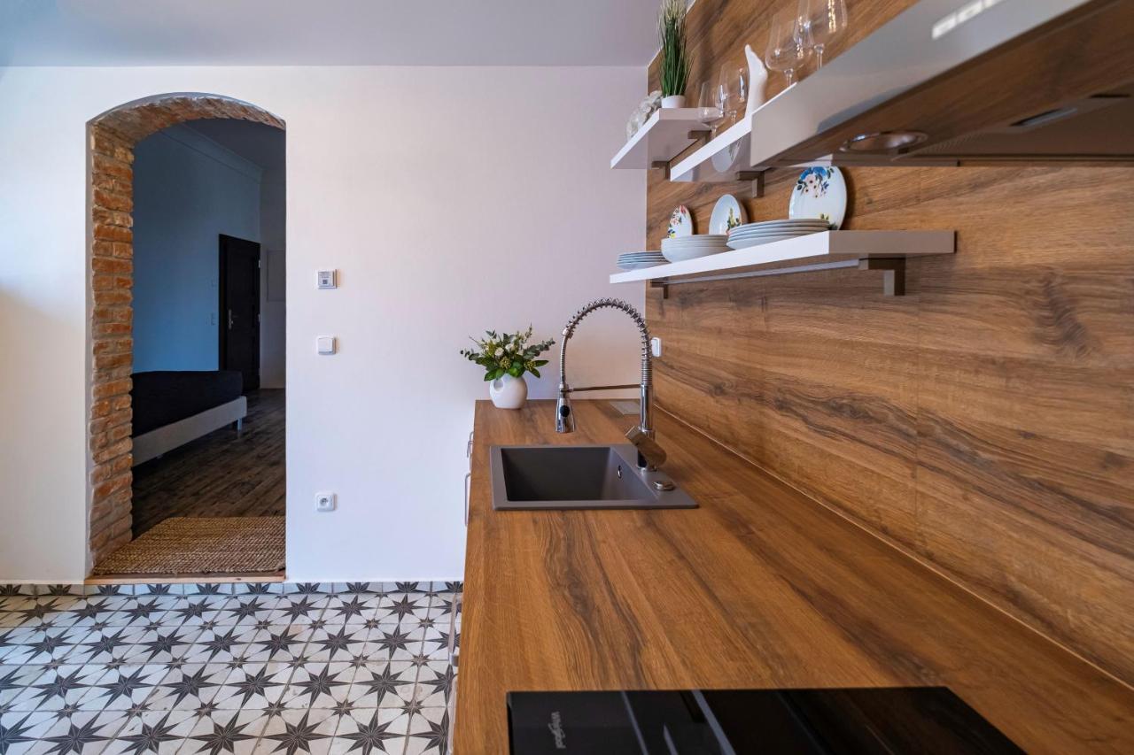 Knize Ferdinand Apartments Mikulov Zewnętrze zdjęcie