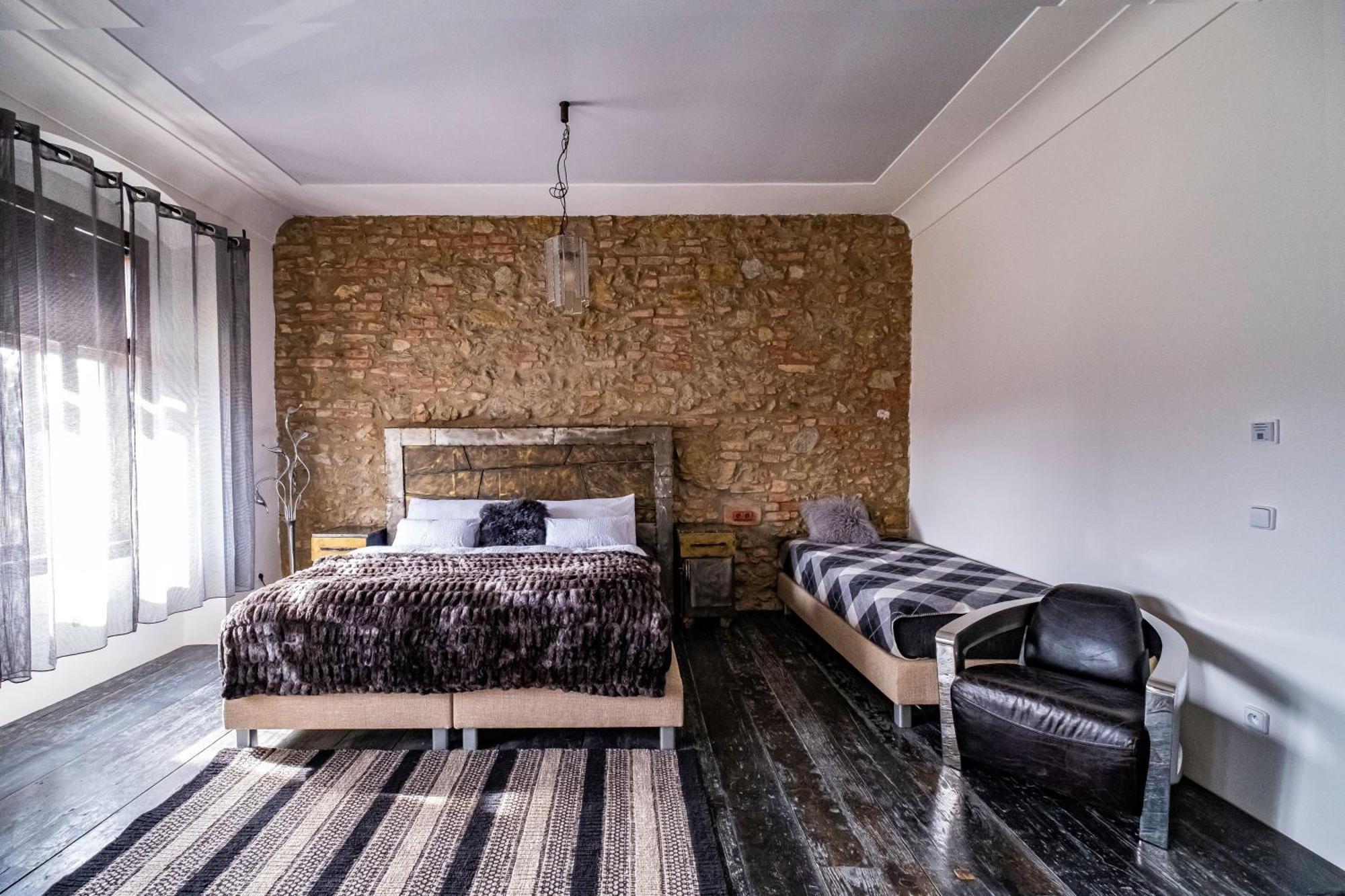 Knize Ferdinand Apartments Mikulov Zewnętrze zdjęcie